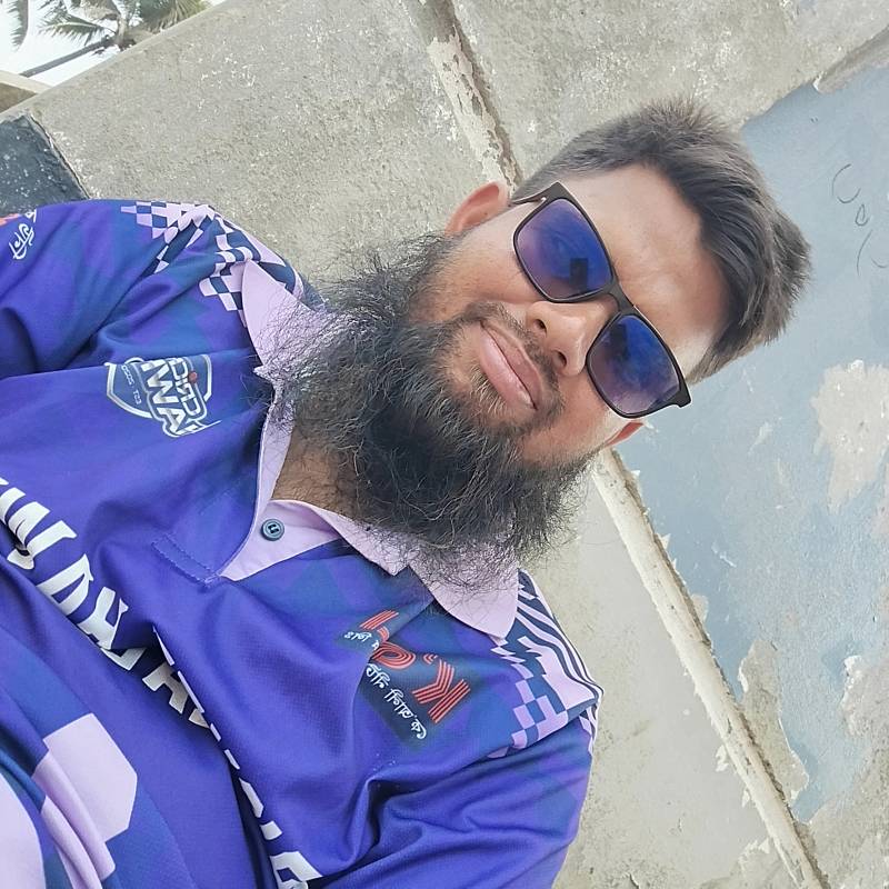 Saiful islam Mozumdar, 25, Lome