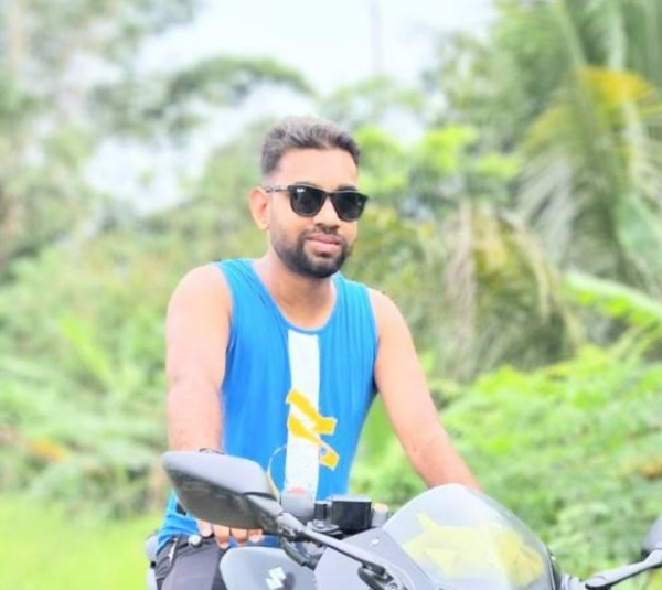 Ador, 31, Kishorganj Hossainpur
