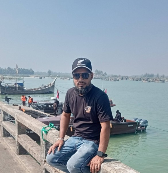 Alamgir Hossain, 31