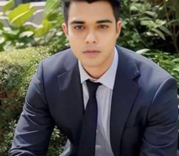 Mr. Likhon, 20, Kanpur
