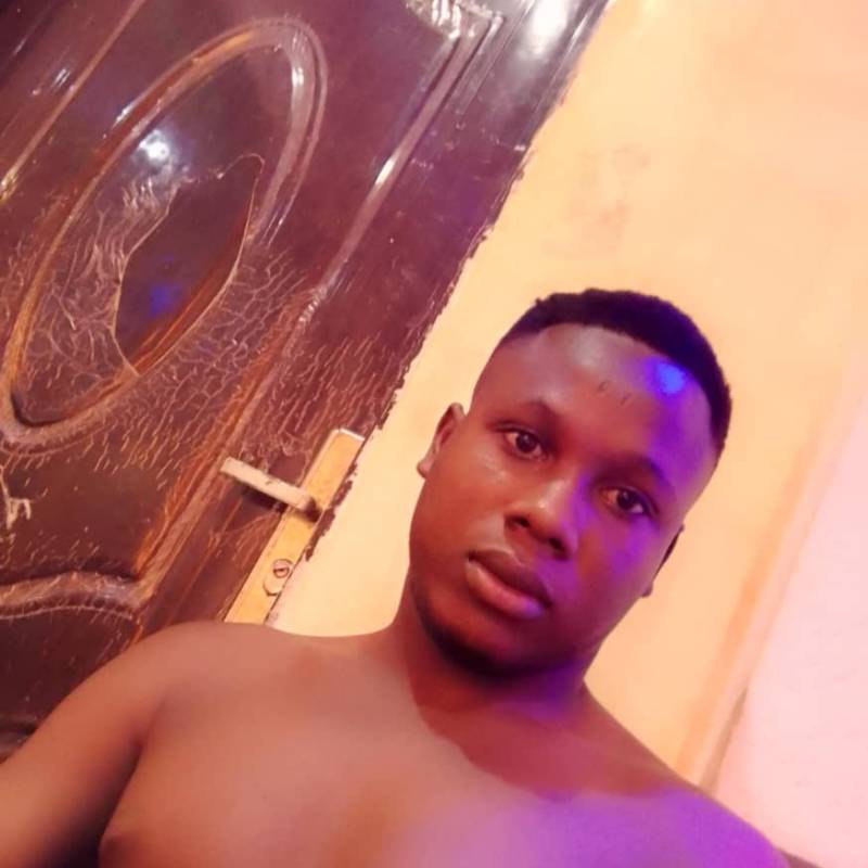 https://tr.fivedate.com dating BarryprincewillDavid in Nijerya
