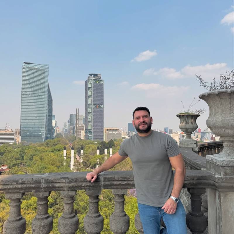 https://tr.fivedate.com dating Brendan in Australia