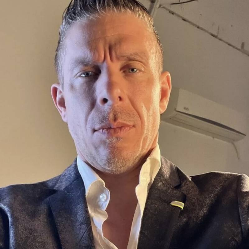 https://tr.fivedate.com dating Johnwood0012 in Amerika Birleşik Devletleri