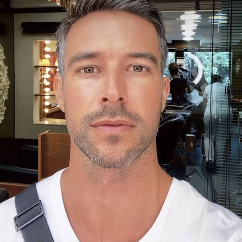 https://tr.fivedate.com dating Jarek in Kanada