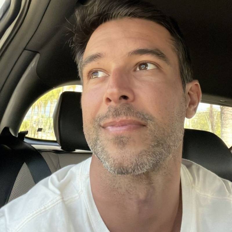 Jarek dating