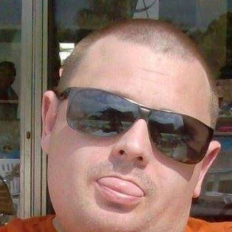 https://tr.fivedate.com dating Gord332 in Amerika Birleşik Devletleri
