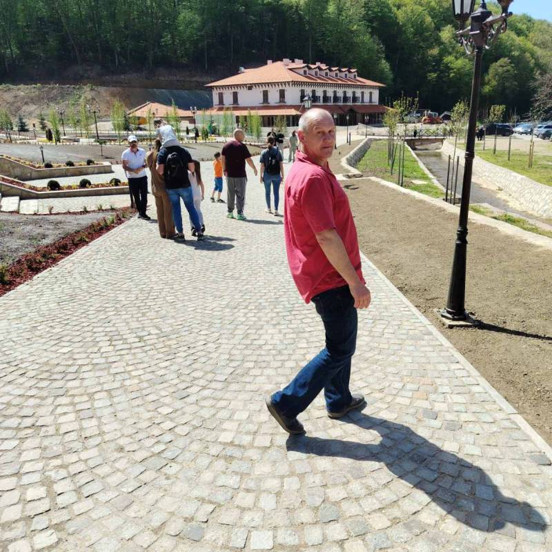 Petar dating
