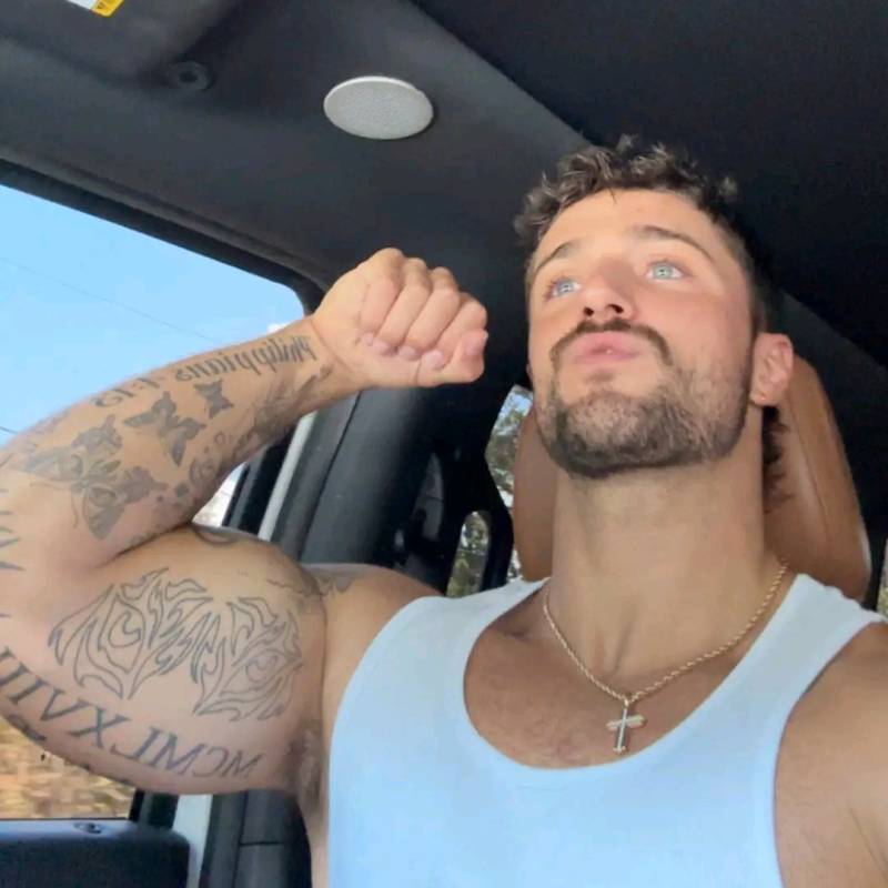 https://tr.fivedate.com dating Alex200 in Amerika Birleşik Devletleri
