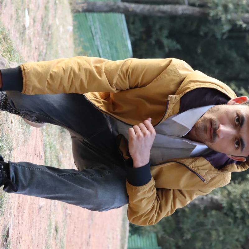 https://tr.fivedate.com dating Hussain in Pakistan