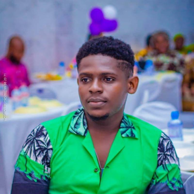 https://tr.fivedate.com dating Niyi98 in Benin