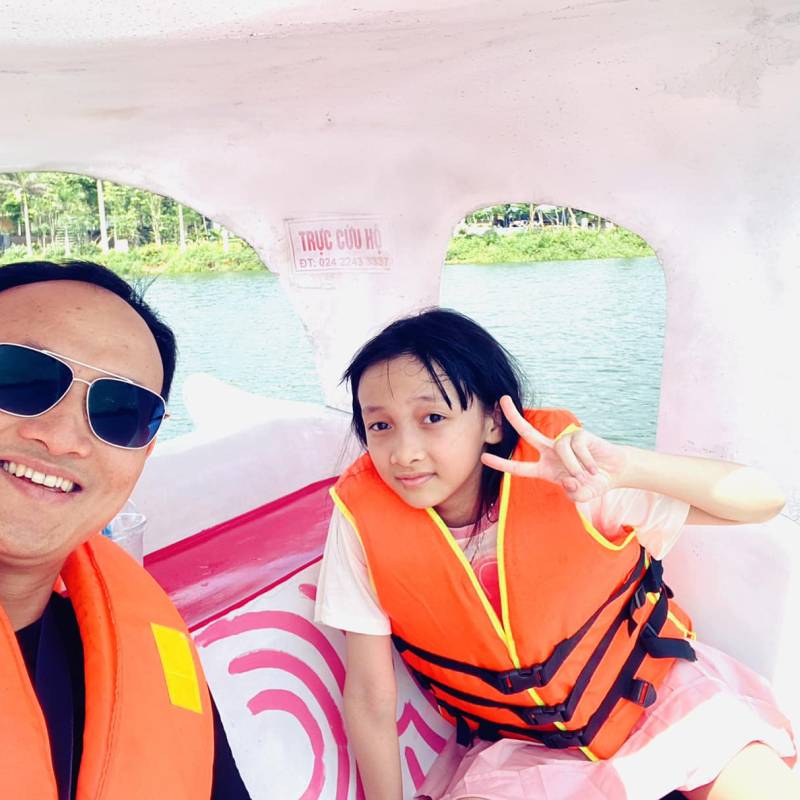 zhangwei44526 dating