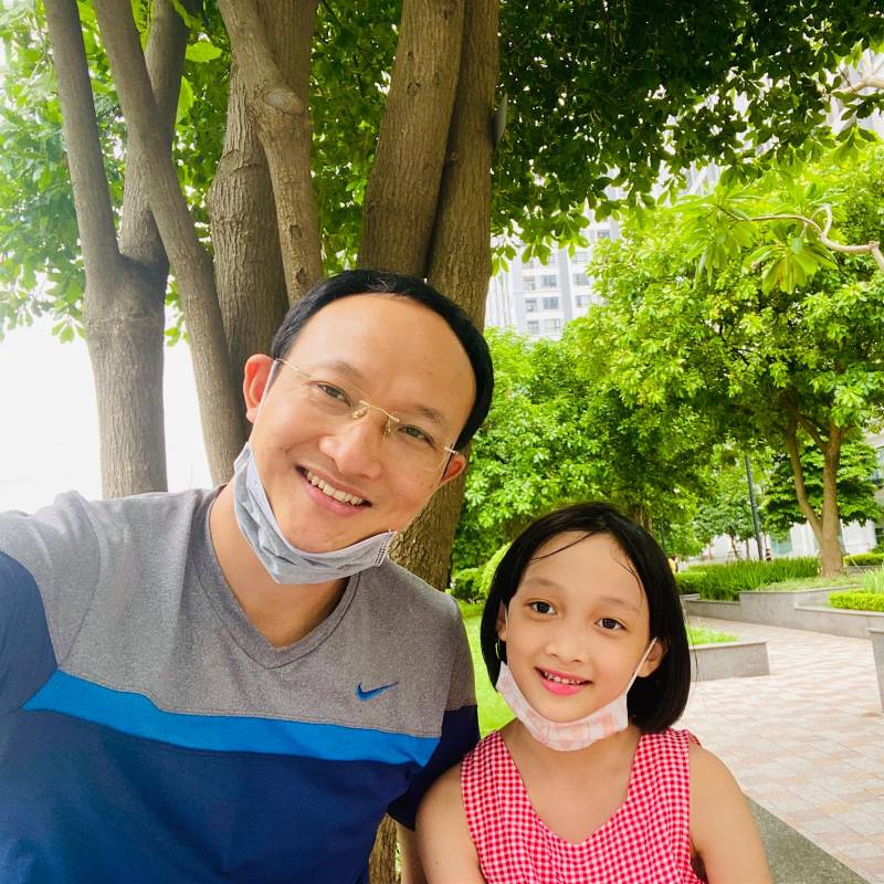 ZhangWei72526 dating