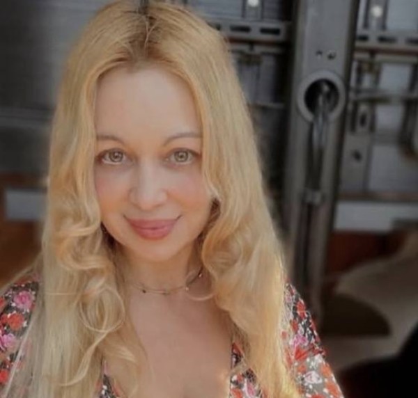 Joyce73127 dating