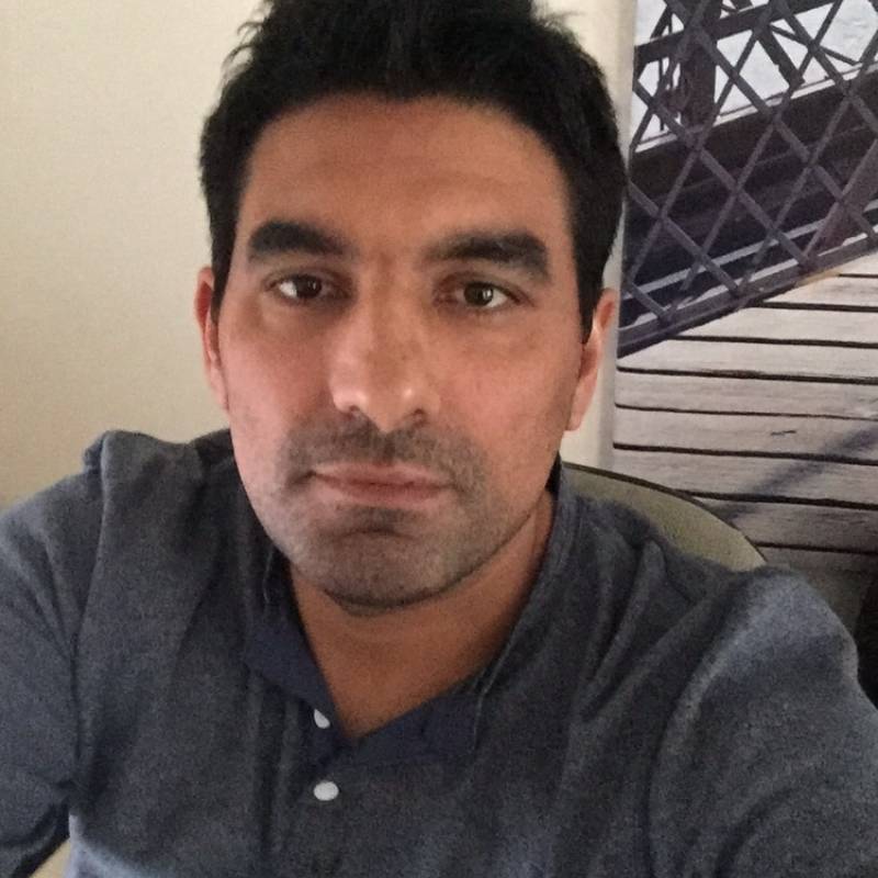 Robert84383 dating