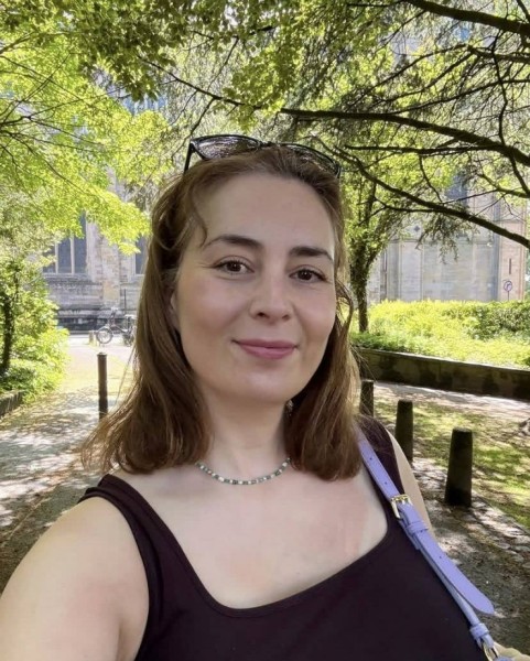 Belinda86873 dating