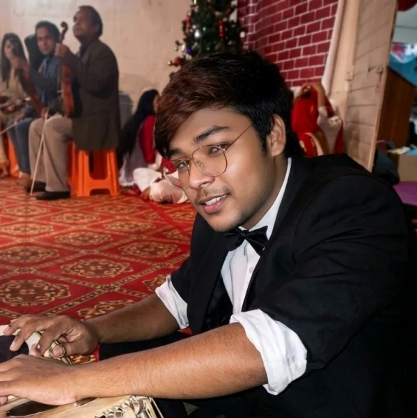 Usman48825 dating